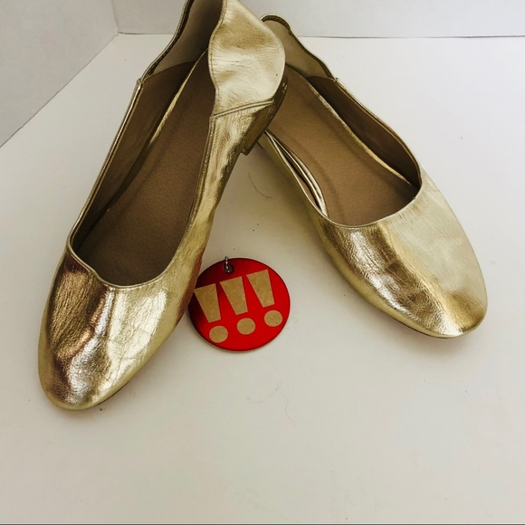 ASOS-Shiny flats. Perfect for work or play. - Picture 7 of 8